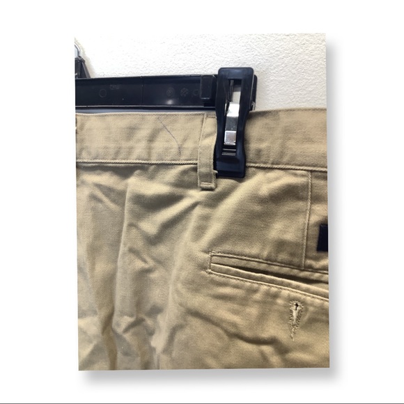 Dockers Classic Fit Pleated Men’s Pants - Picture 4 of 4